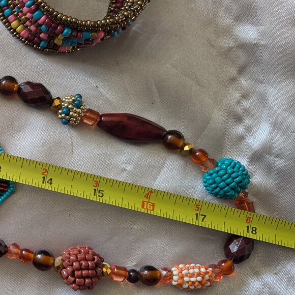 Colours of Africa Necklace, earrings and bracelet set - Picture 6 of 12